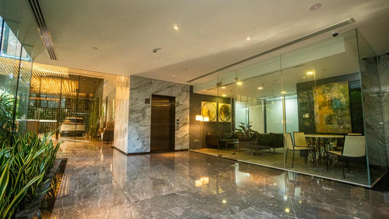 The Serenity - Sky Villas Duplex Apartment