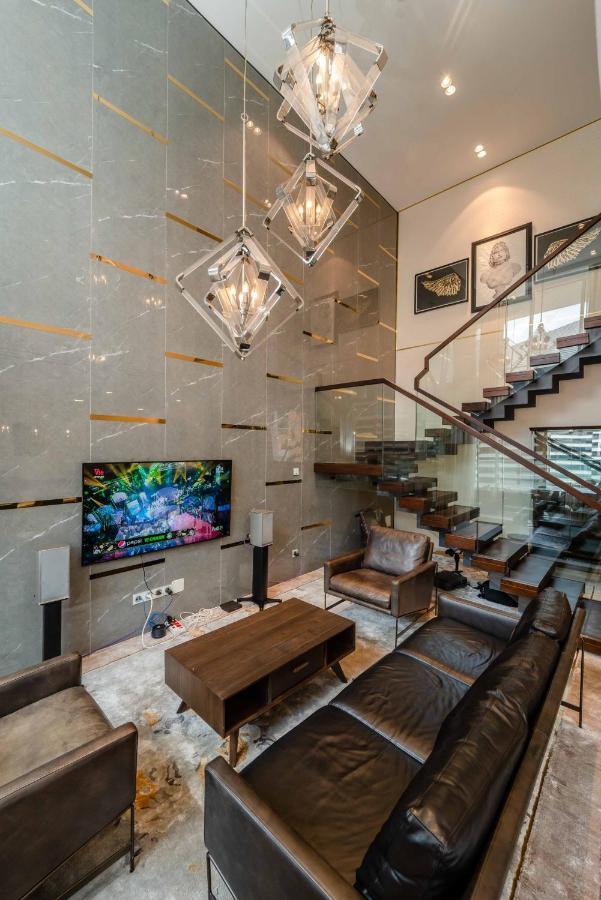 The Serenity - Sky Villas Duplex Apartment *